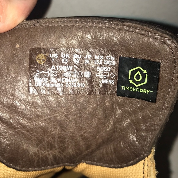 Men’s timberlands - Picture 4 of 4